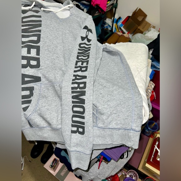 Under Armour  Gray Hoodie with Black Logo - Picture 11 of 11